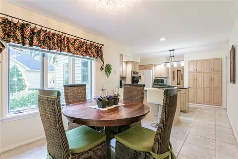 468 Maplewoods Ln, Webster, NY 14580 photo 12