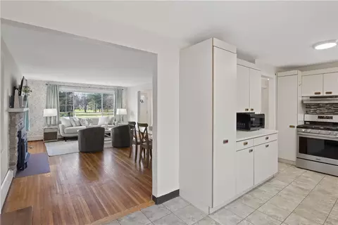 765 Webster Rd, Webster, NY 14580 photo 11