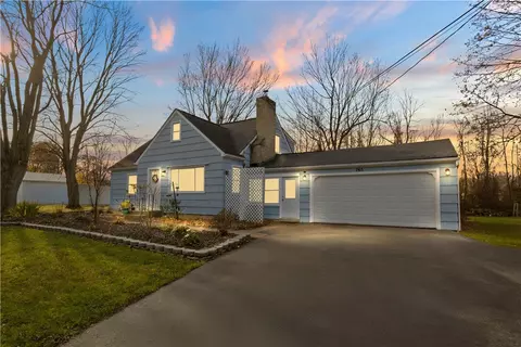 765 Webster Rd, Webster, NY 14580 photo 4