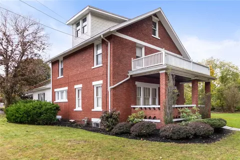 27 Glen Ave, Hornell, NY 14843
