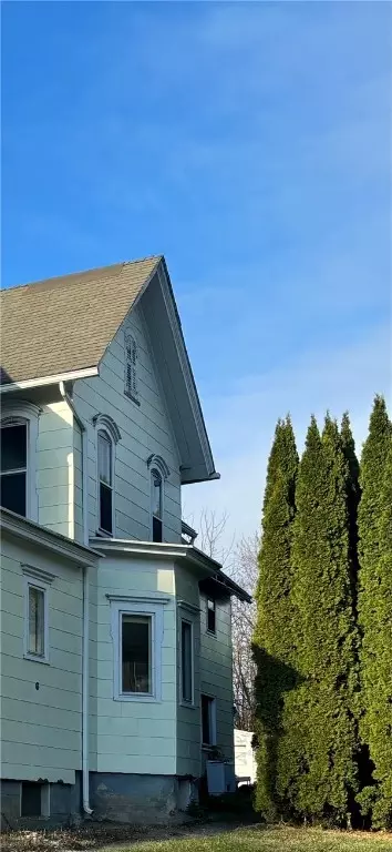 180 Latta Rd, Rochester, NY 14612