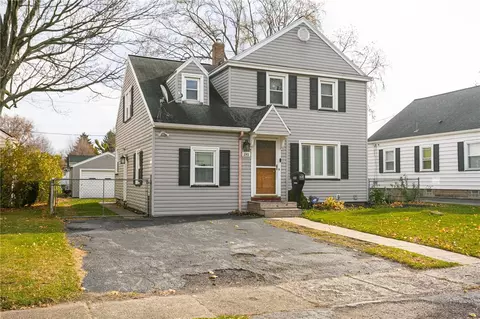 245 Estall Rd, Greece, NY 14616