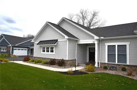 52 Autumn Leaf, Webster, NY 14580
