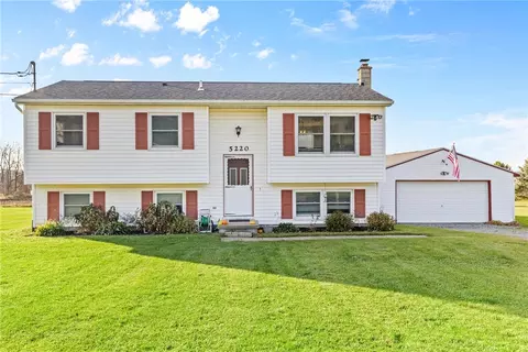 5220 Backus Rd, Livonia, NY 14487