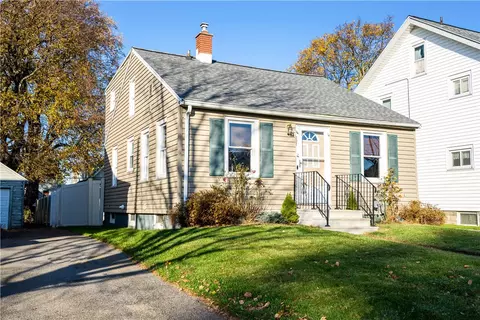 222 Florence Ave, Greece, NY 14616