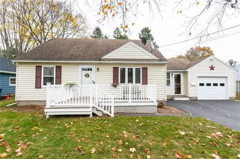 6 Kuebler Dr, Chili, NY 14624