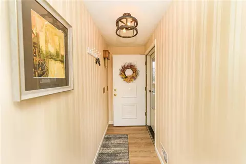 18 John Jay Dr, Irondequoit, NY 14617 photo 5
