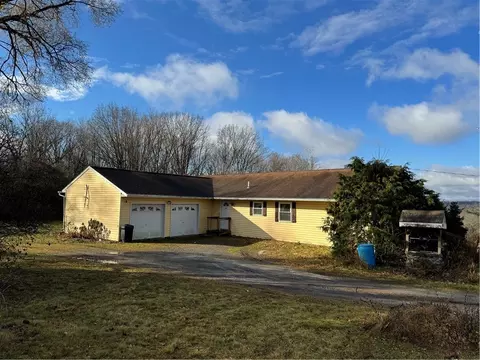 1250 Beach Rd, Watkins Glen, NY 14891