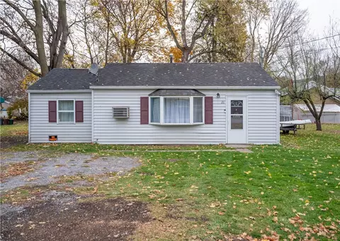 26 Battle St, North Dansville, NY 14437