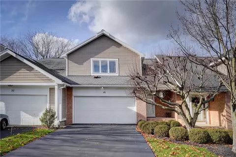 41 Waterford Cir, Rochester, NY 14618