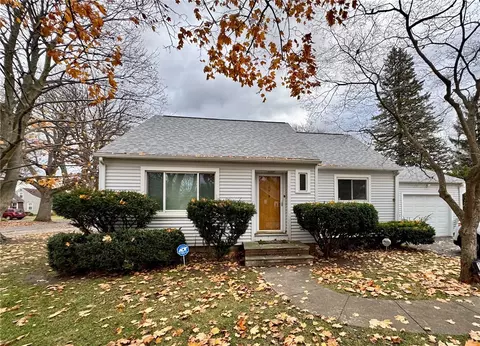 255 Garford Rd, Irondequoit, NY 14622