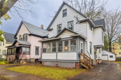 382 Sawyer St, Rochester, NY 14619