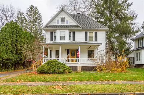516 Colton Ave, Arcadia, NY 14513