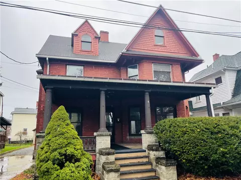 16 Adsit Pl, Hornell, NY 14843