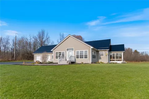 9133 Picket Line Rd, Nunda, NY 14517