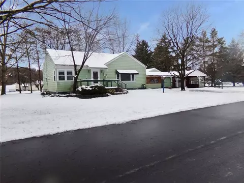 61 S Washington Ave, Oxford, NY 13830