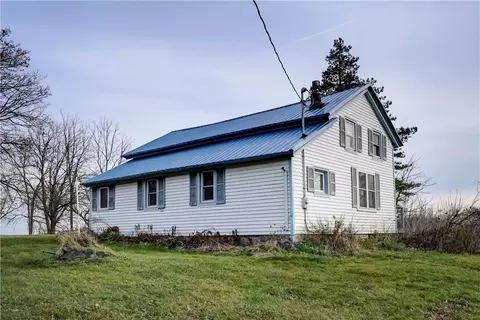 1675 Mcpherson Rd, Caledonia, NY 14423