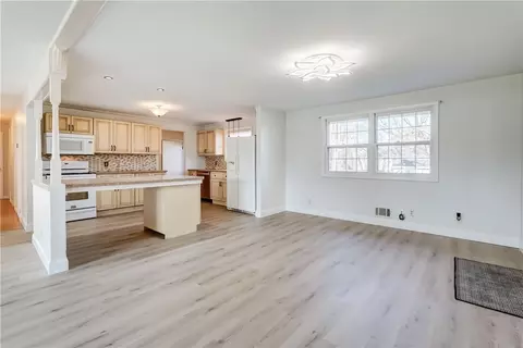 110 Wembly Rd, Greece, NY 14616 photo 10