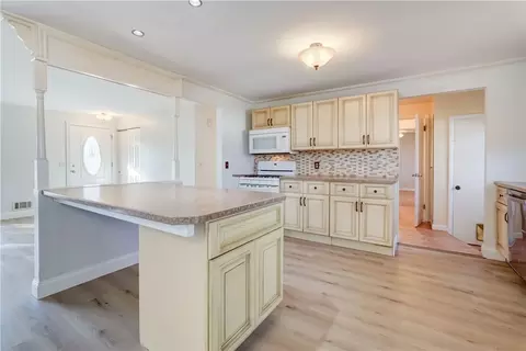 110 Wembly Rd, Greece, NY 14616 photo 18