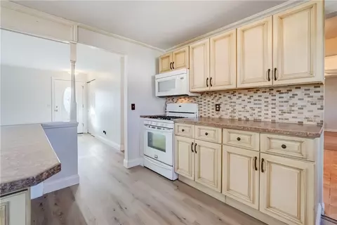 110 Wembly Rd, Greece, NY 14616 photo 14