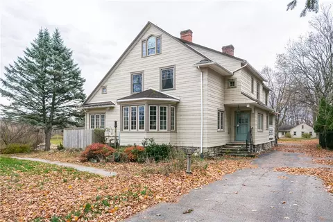 124 E Main St, Le Roy, NY 14482 photo 43