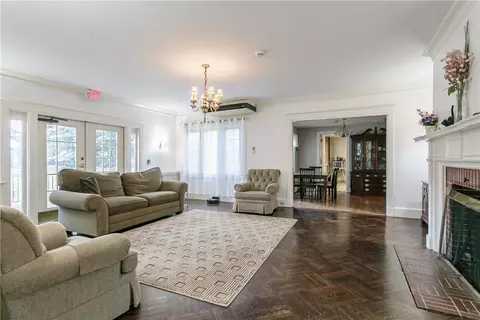 124 E Main St, Le Roy, NY 14482 photo 13