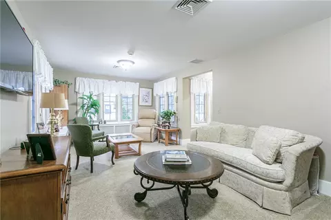 124 E Main St, Le Roy, NY 14482 photo 38
