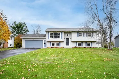 36 Brian Dr, Chili, NY 14624