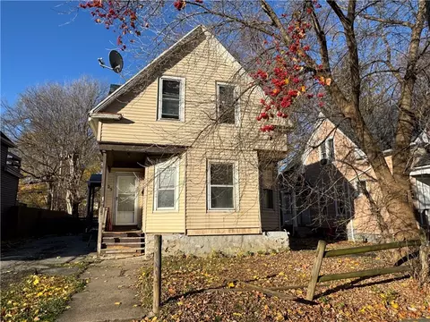 25 Ellison St, Rochester, NY 14609