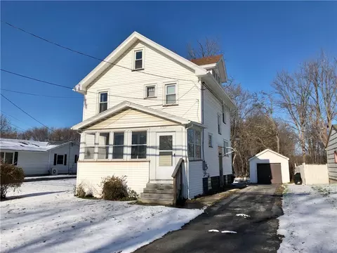 3768 Lyell Rd, Gates, NY 14606
