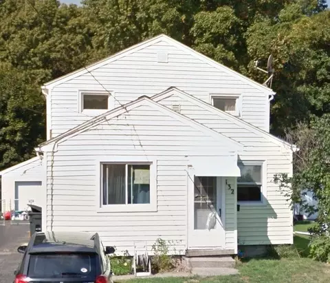 132 Forgham Rd, Greece, NY 14616