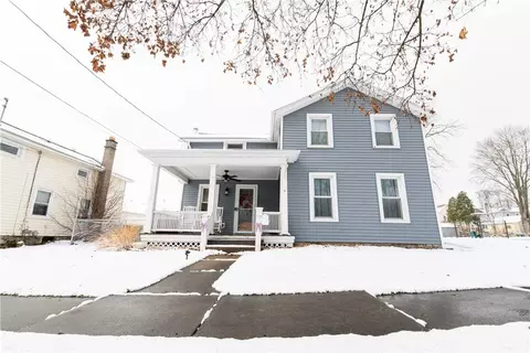 59 Mynderse St, Seneca Falls, NY 13148