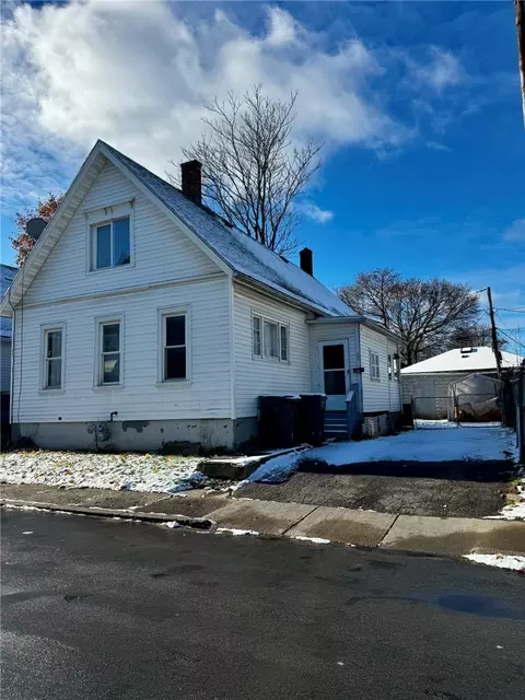 59 Klueh St, Rochester, NY 14611