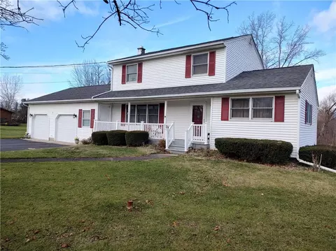 46 Mechanic St, Seneca Falls, NY 13148