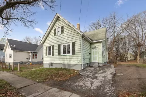 74 Kosciusko St, Rochester, NY 14621