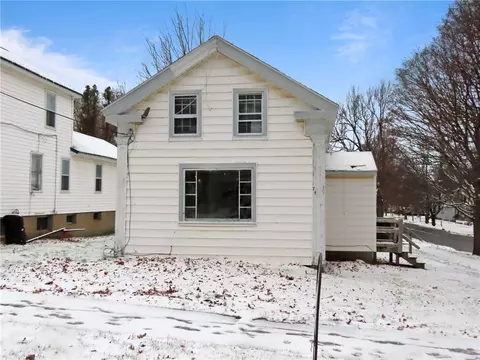 75 Niagara St, Oswego, NY 13126