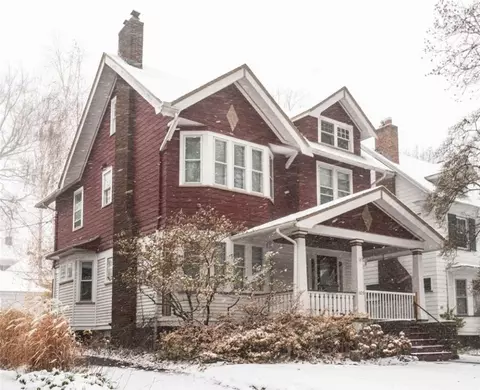 105 Albemarle St, Rochester, NY 14613
