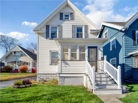 73 Mayflower St, Rochester, NY 14615