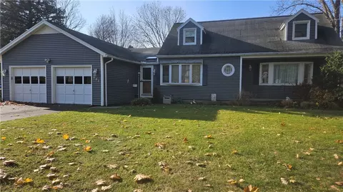 681 Marshall Rd, Chili, NY 14624