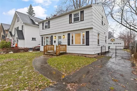 53 Walbert Dr, Gates, NY 14624