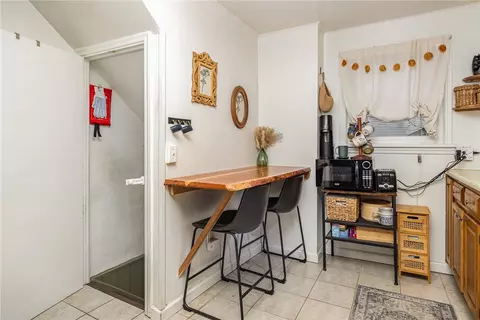 102 Walzer Rd, Irondequoit, NY 14622 photo 10