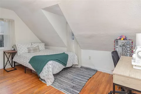 102 Walzer Rd, Irondequoit, NY 14622 photo 14