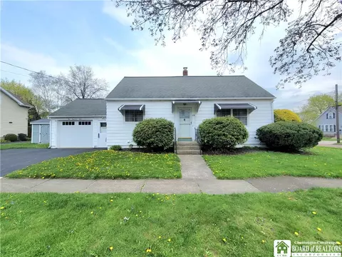 104 Superior St, Jamestown, NY 14701