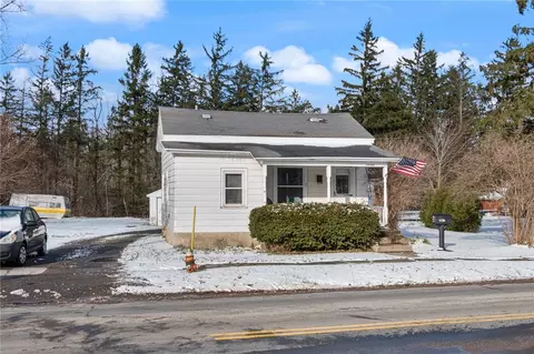 12163 Oswego St, Wolcott, NY 14590