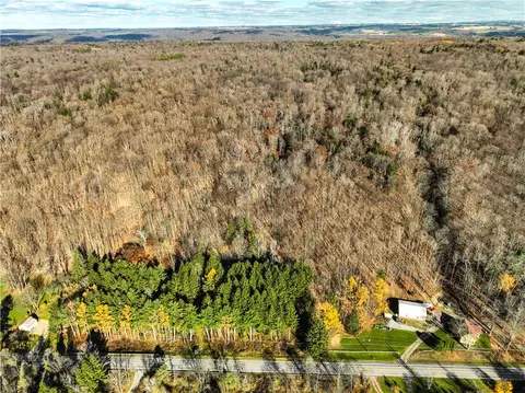 L5 Hunters Creek Road, Holland, NY 14139