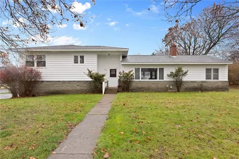 802 Colton Ave, Arcadia, NY 14513