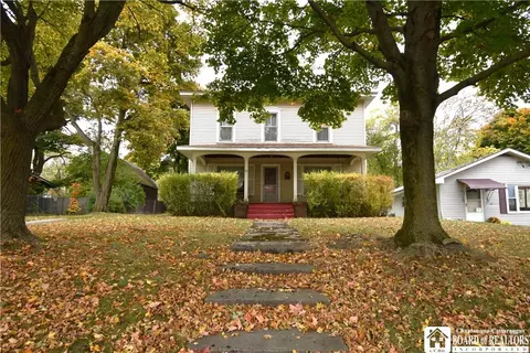 34 E Main St, Ripley, NY 14775