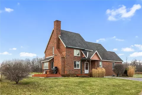 446 Armstrong Rd, Geneva, NY 14456