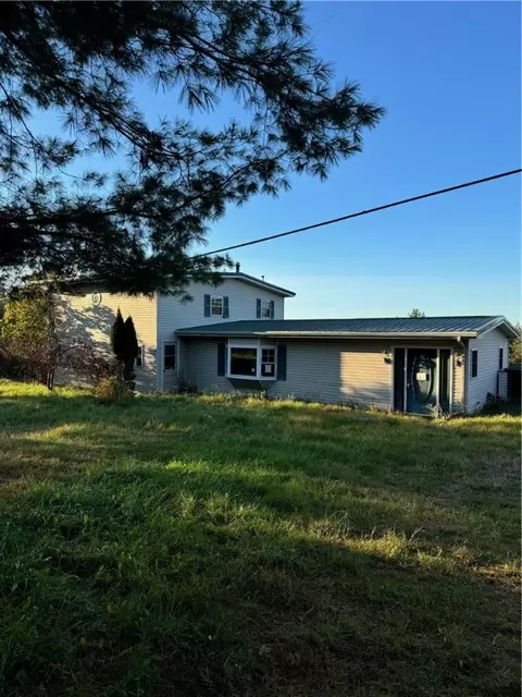 9591 Silsbee Rd, Wayne, NY 14840 photo 2