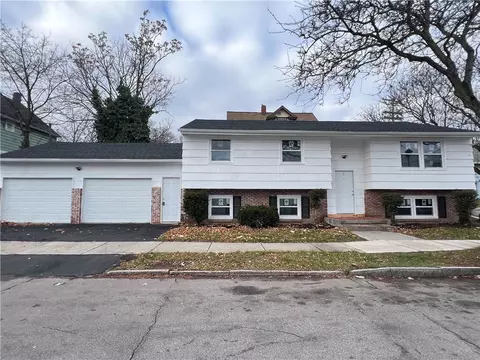 1541 Clifford Ave, Rochester, NY 14609